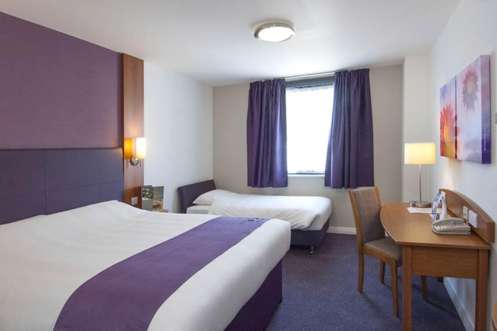 Premier Inn Newcastle Team Valley Gateshead Szoba fotó