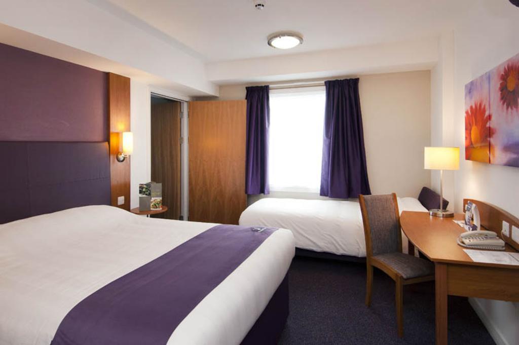 Premier Inn Newcastle Team Valley Gateshead Szoba fotó